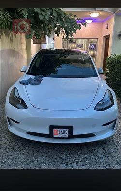 تسلا موديل 3